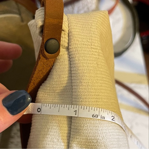 Slouchy Ivory Cream Corduroy Hobo Handbag - Picture 6 of 9